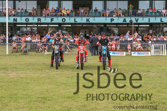 JOE_7317