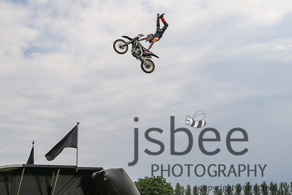 JOE_7245