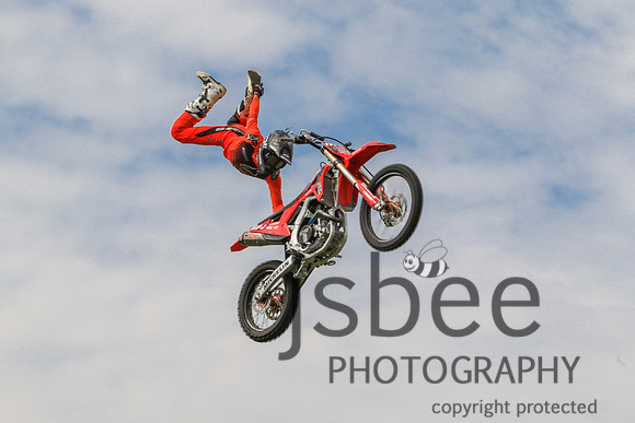 JOE_7045