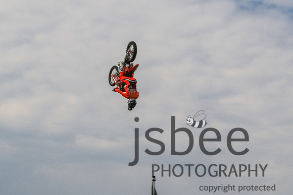 JOE_7055