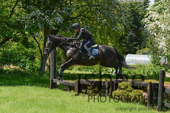 DSB_0995-12
