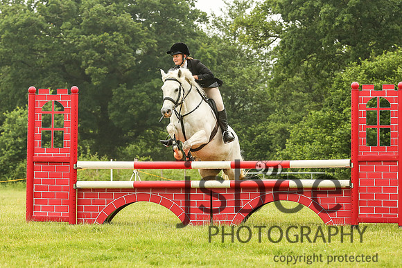 th5d7544t